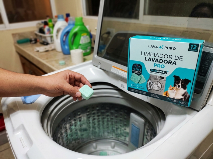 Metiendo la pastilla en el tambor vacío